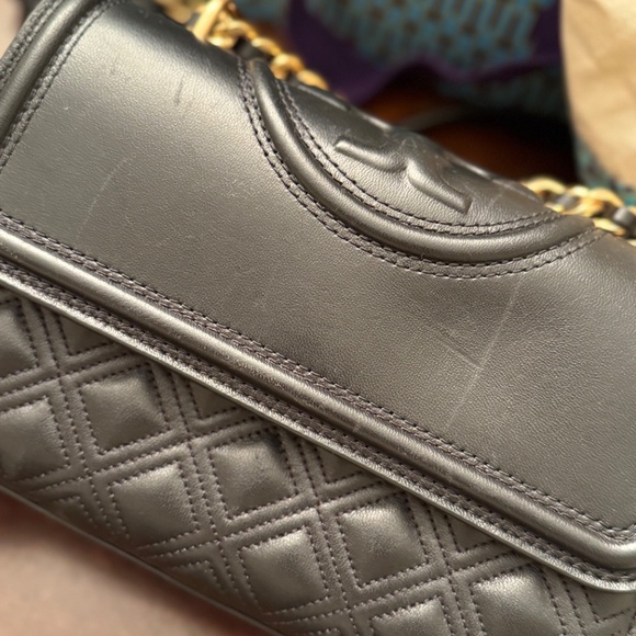 Tory Burch SMALL FLEMING CONVERTIBLE SHOULDER BAG - Picture 4 of 6